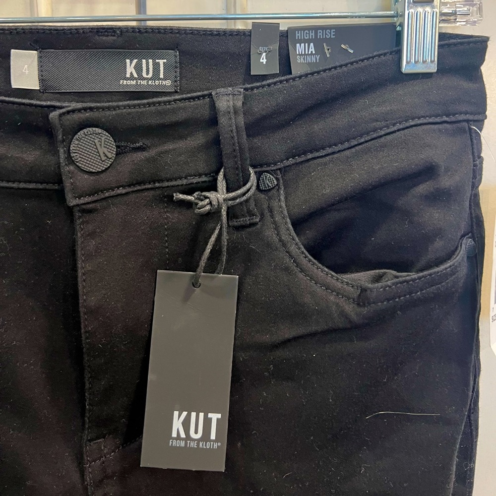 NWT black KUT pants